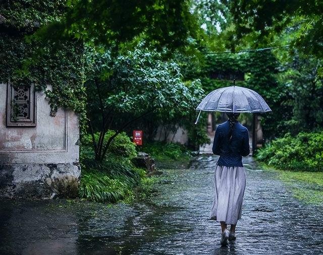 20230813103135181 - “梅雨无尽头，遍地起坟头”，2023年啥时候入梅？真会起坟头吗？