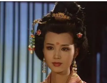探秘历史中的杨玉环:环肥燕瘦背后的真实与传说 frc d21b28650a04a31db1a7959619292454 - 探秘历史中的杨玉环:环肥燕瘦背后的真实与传说